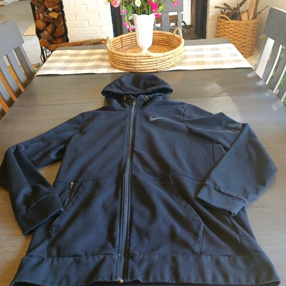 Nike Black Therma Fit Hoodie NWOT Med